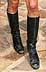 st�vlar = boots