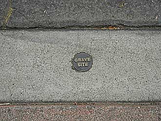 Curb gravesite